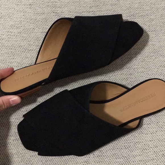 Rebecca Minkoff Slides - Picture 5 of 5